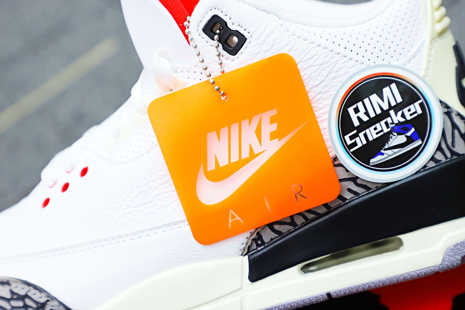 AIR JORDAN 3 "WHITE CEMENT REIMAGINED"