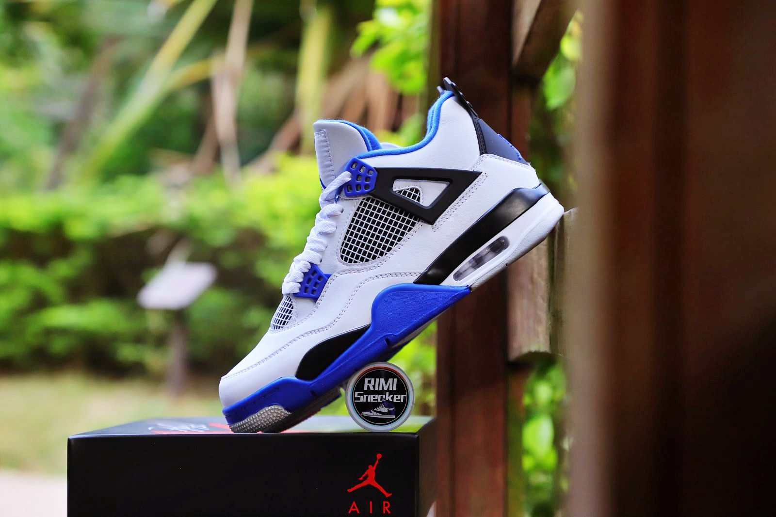 AIR JORDAN 4 RETRO MOTORSPORTS