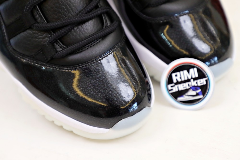 AIR JORDAN 11 RETRO LOW 72-10