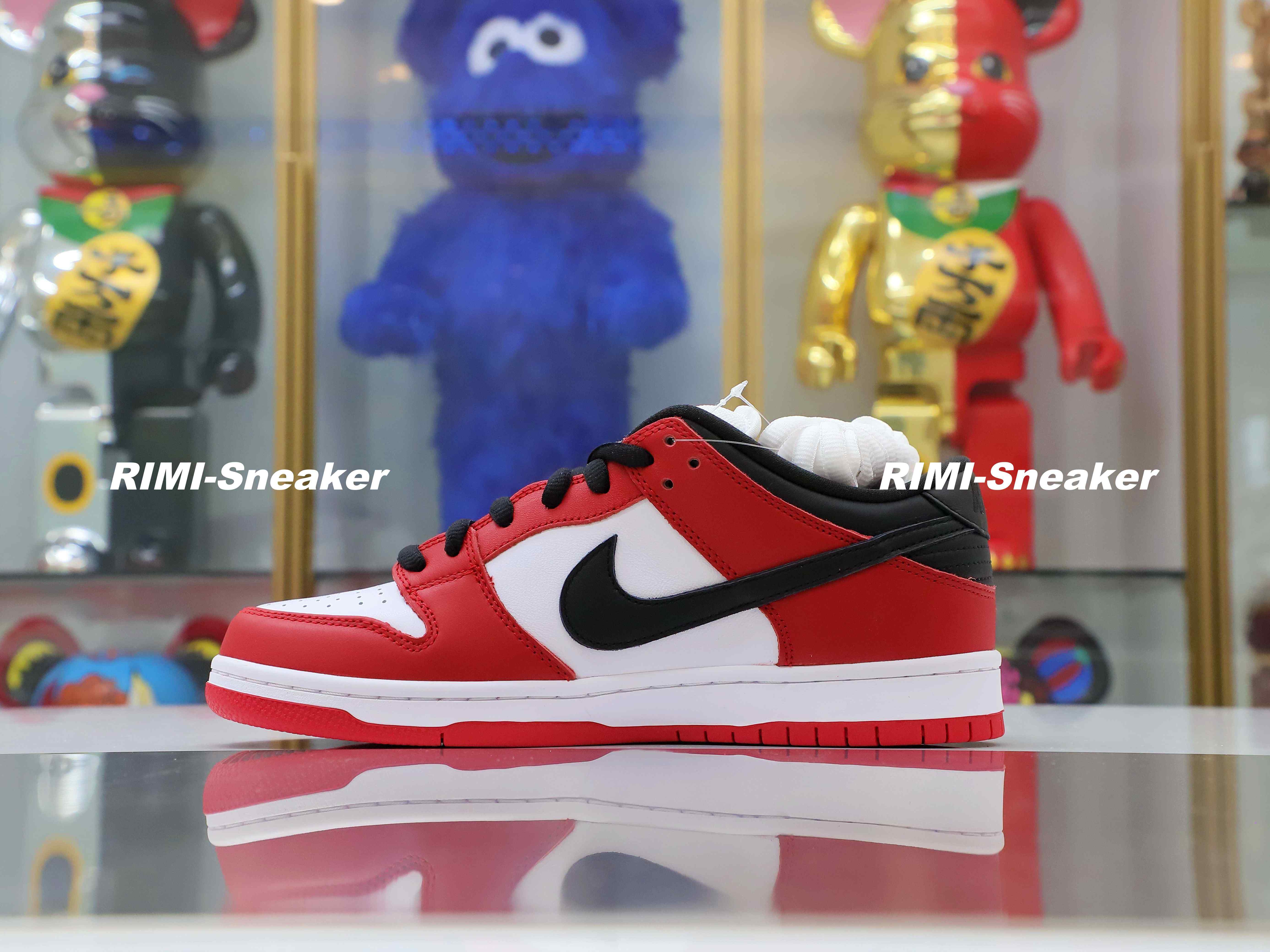 NIKE SB DUNK LOW “CHICAGO”