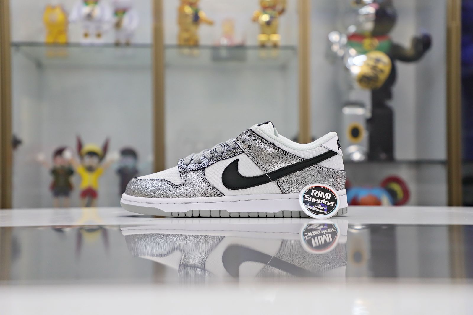 WMNS DUNK LOW 