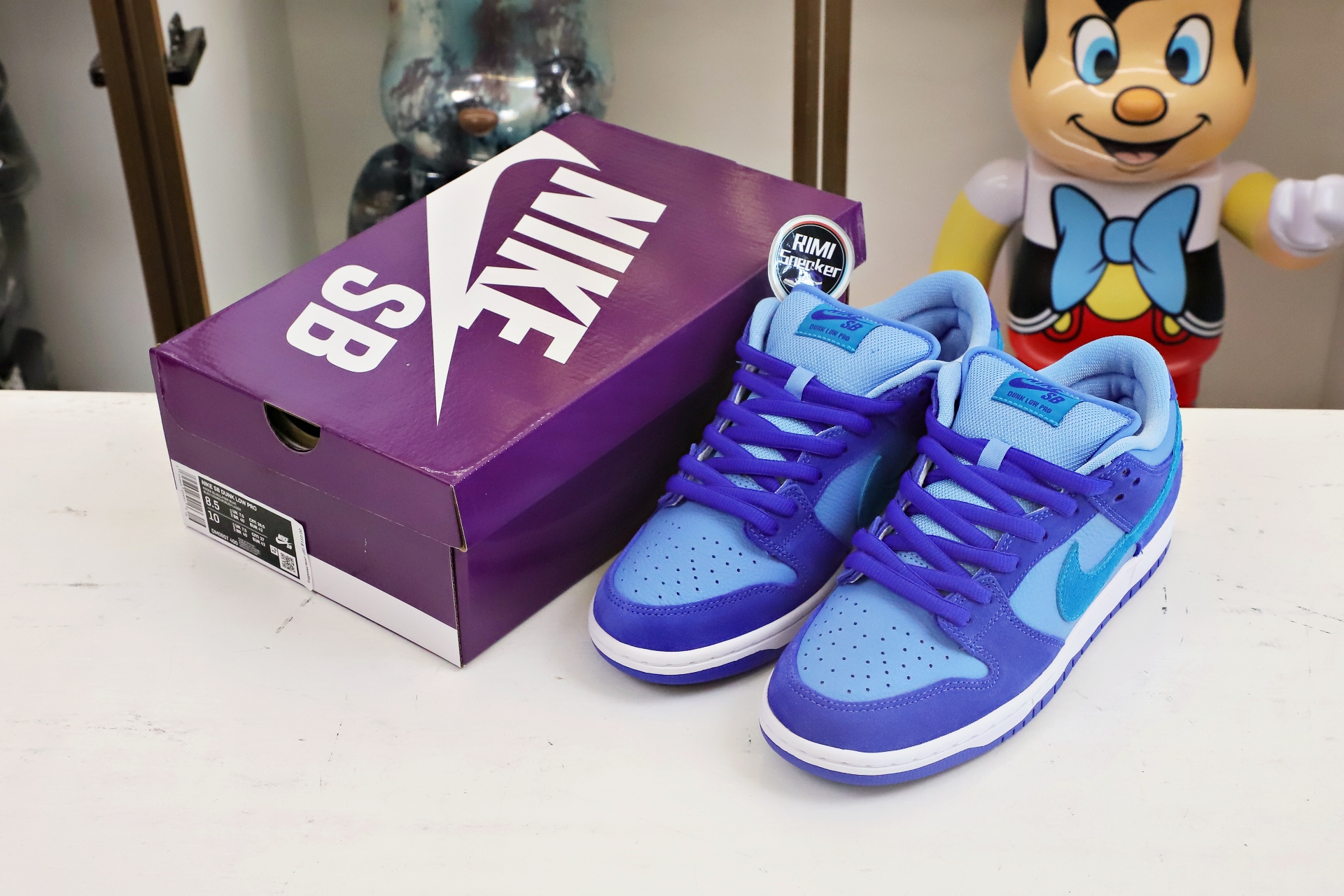 NIKE SB DUNK LOW BLUE RASPBERRY