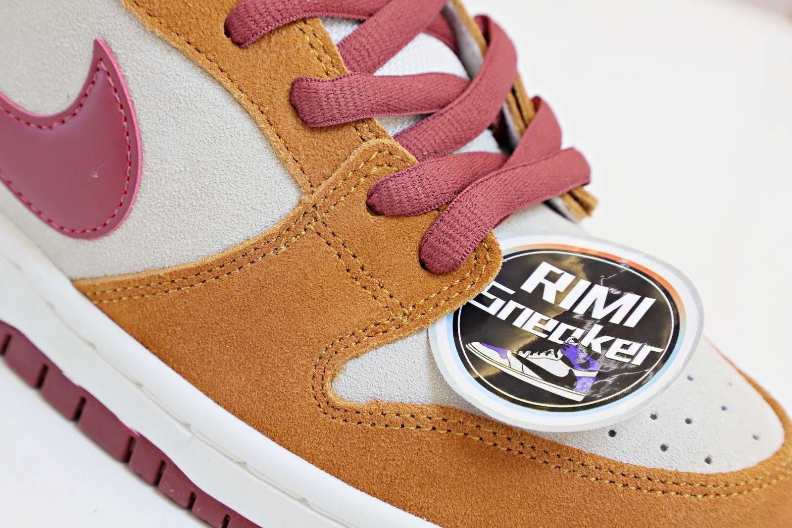 NIKE SB DUNK LOW PRO DARK RUSSET CEDAR 2019