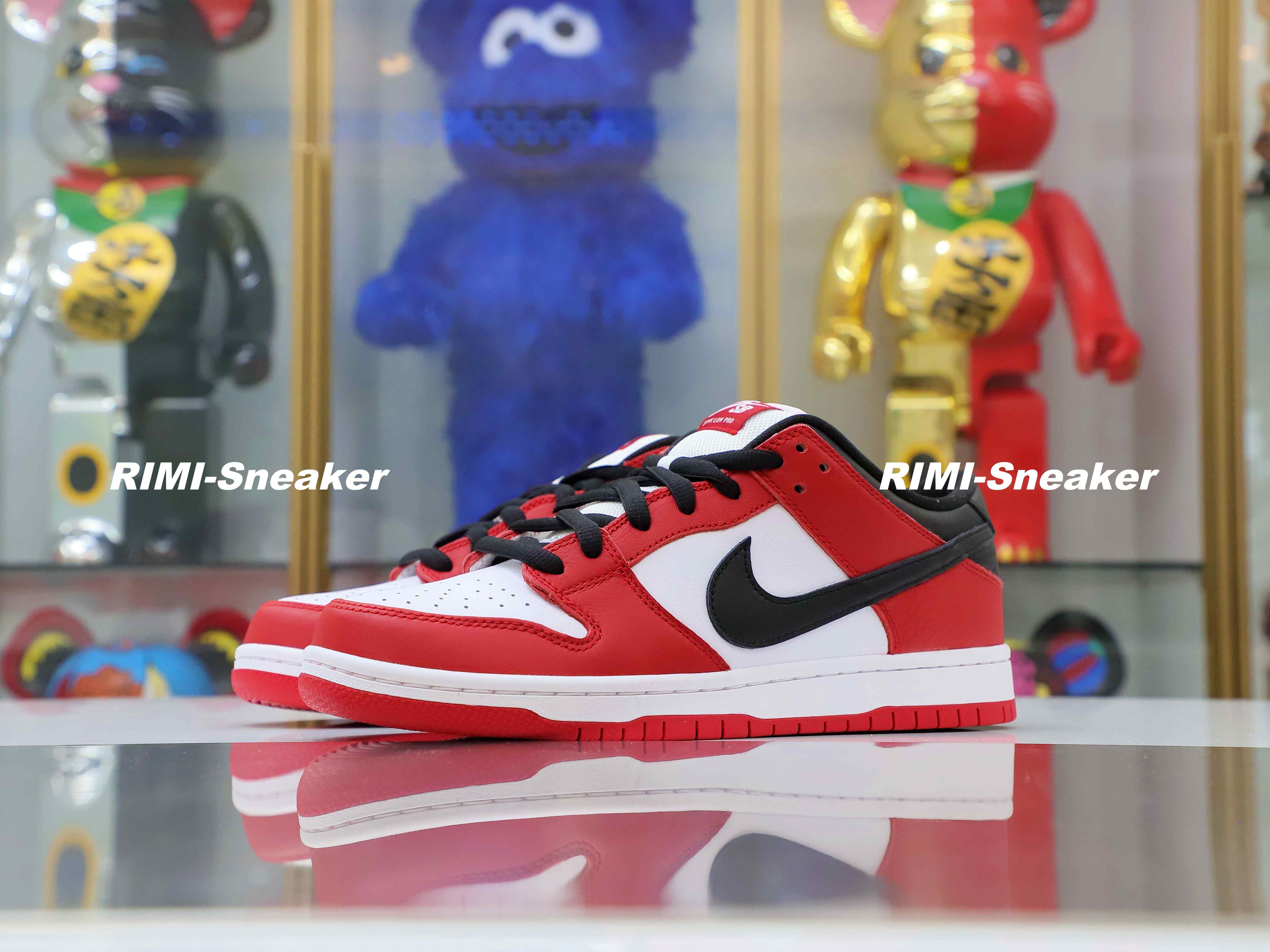 NIKE SB DUNK LOW “CHICAGO”