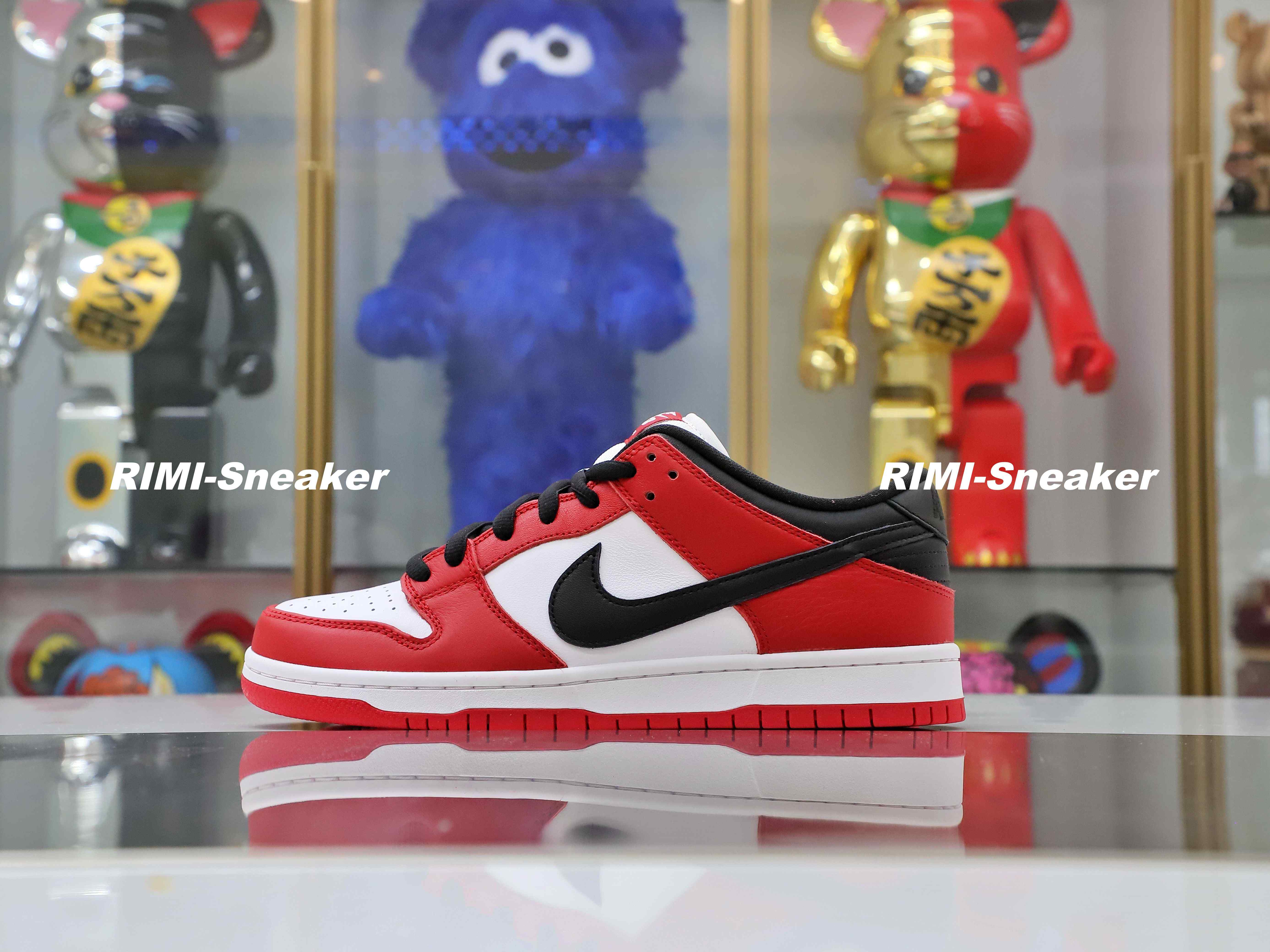 NIKE SB DUNK LOW “CHICAGO”