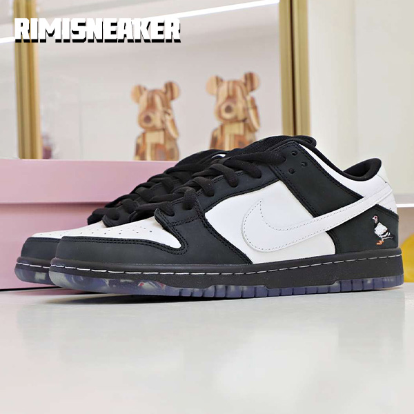 NIKE SB DUNK LOW STAPLE PANDA PIGEON (REGULAR BOX)