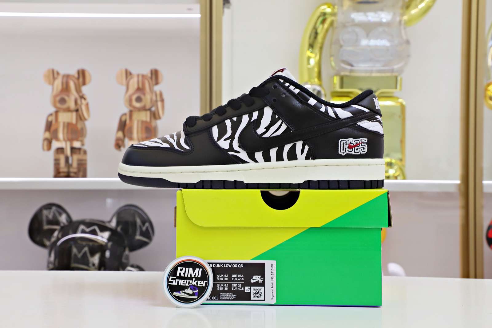 NIKE SB DUNK LOW QUARTERSNACKS ZEBRA