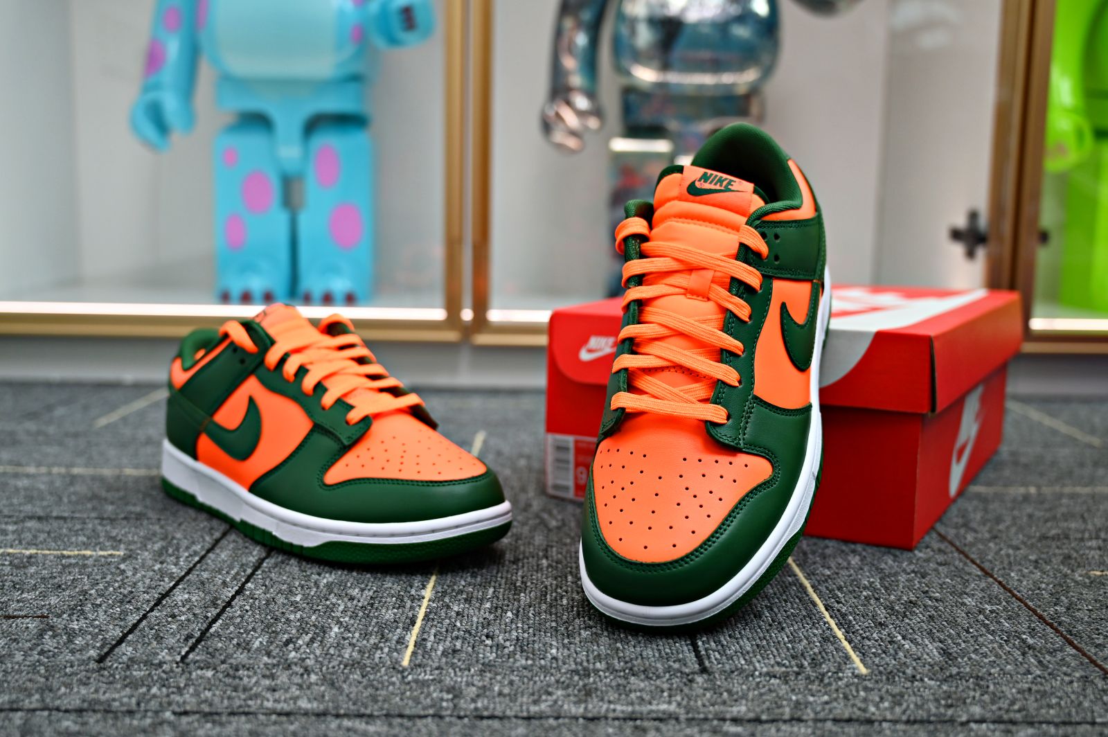 NIKE DUNK RETRO MINAMI HURRICANES