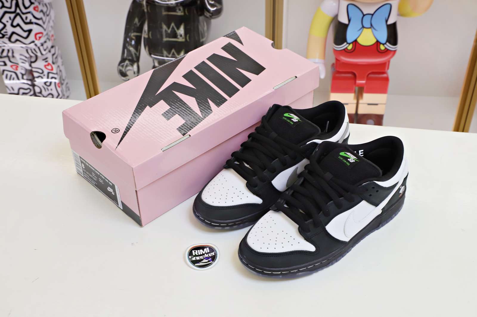 NIKE SB DUNK LOW STAPLE PANDA PIGEON (REGULAR BOX)