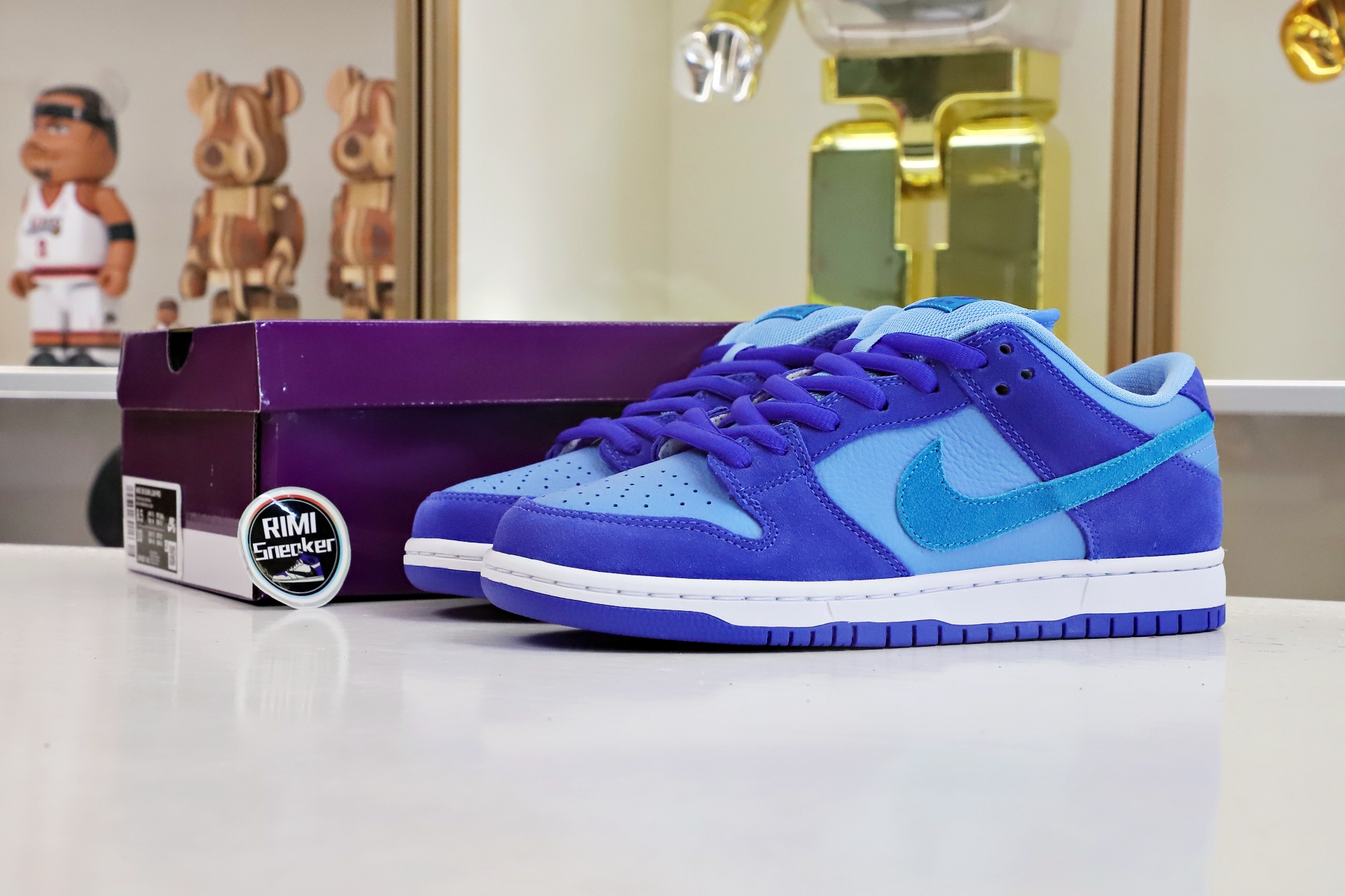 NIKE SB DUNK LOW BLUE RASPBERRY