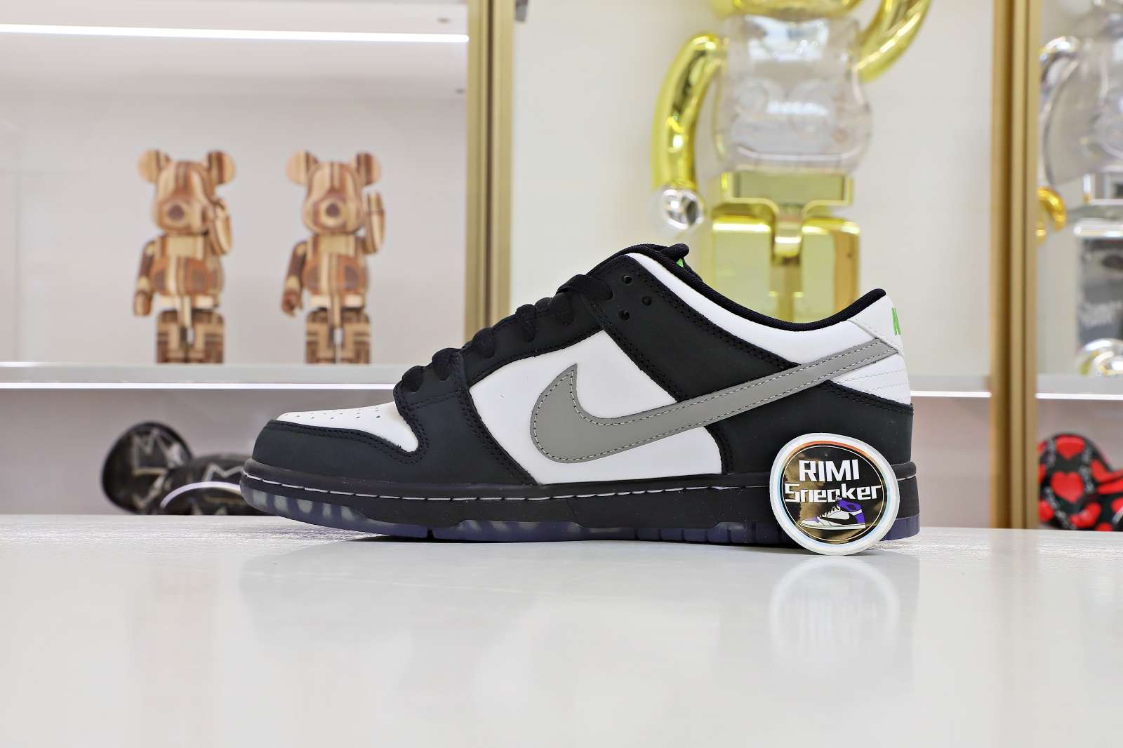 NIKE SB DUNK LOW STAPLE PANDA PIGEON (REGULAR BOX)