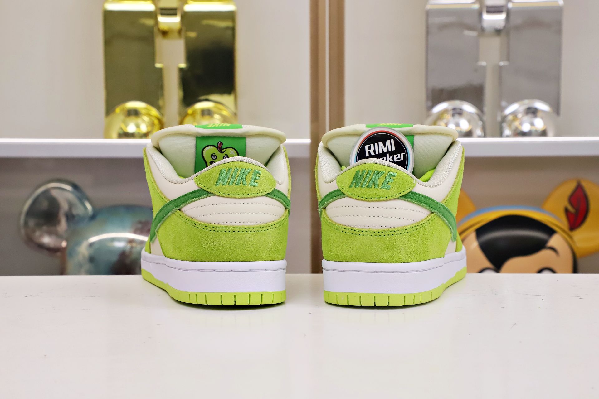 NIKE SB DUNK LOW GREEN APPLE 2022