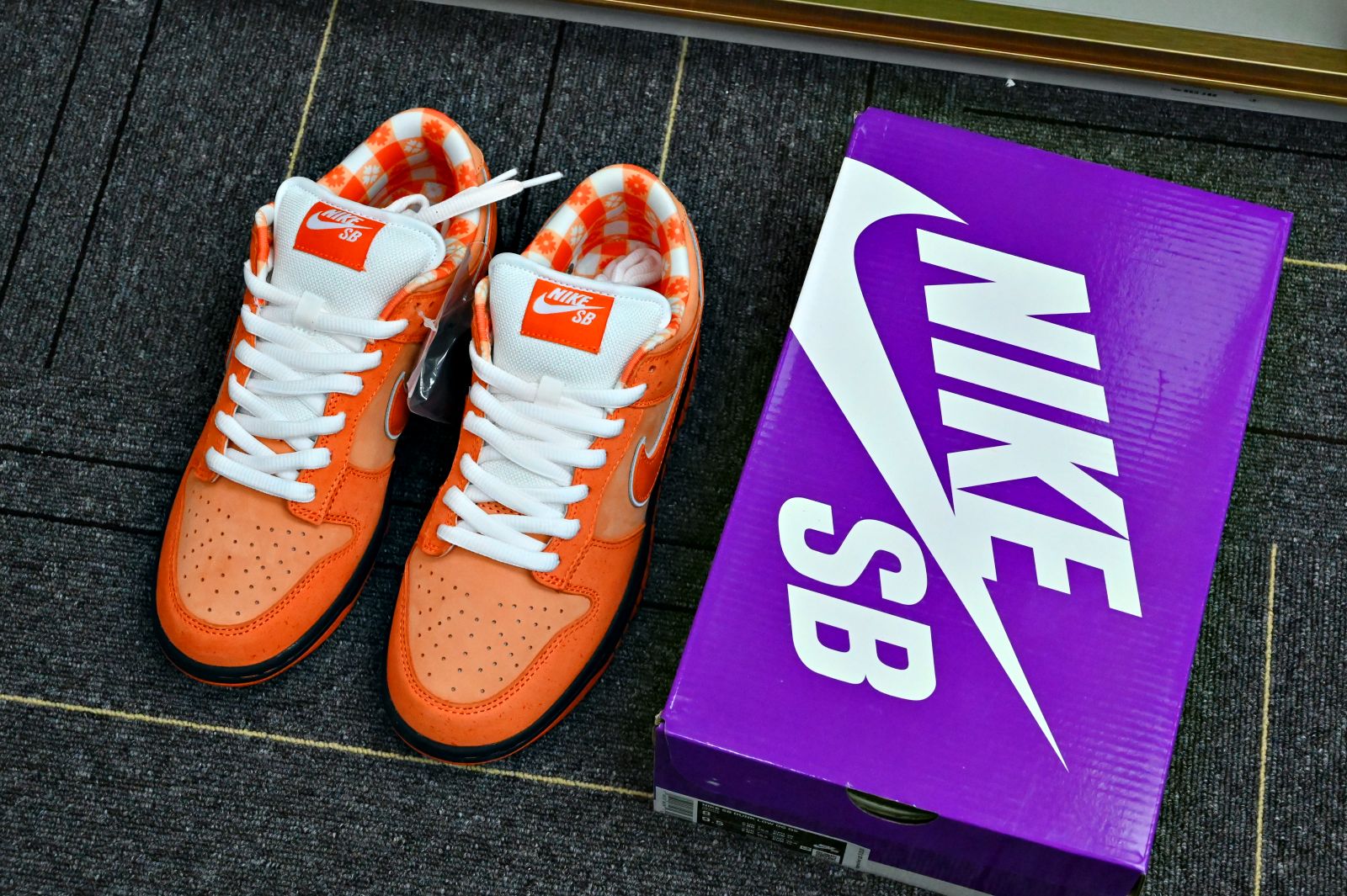 NIKE DUNK ORANGE LOBSTER 2022