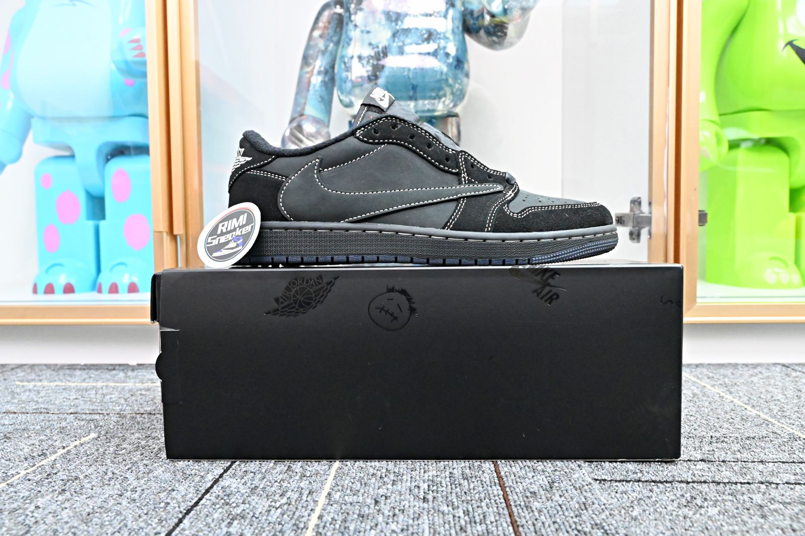 TRAVIS SCOTT X NIKE AIR JORDAN 1 LOW OG “BLACK/PHANTOM”