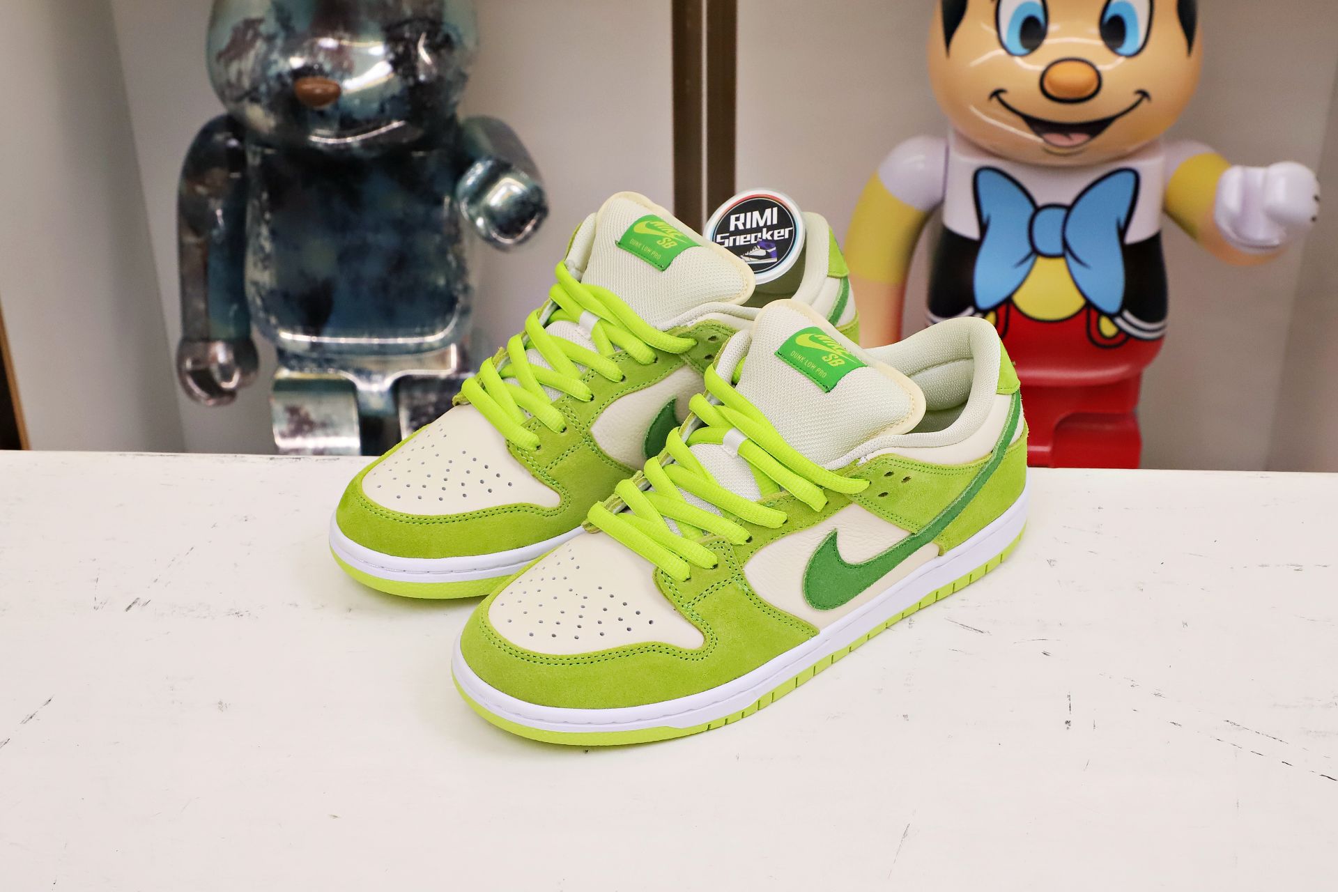 NIKE SB DUNK LOW GREEN APPLE 2022