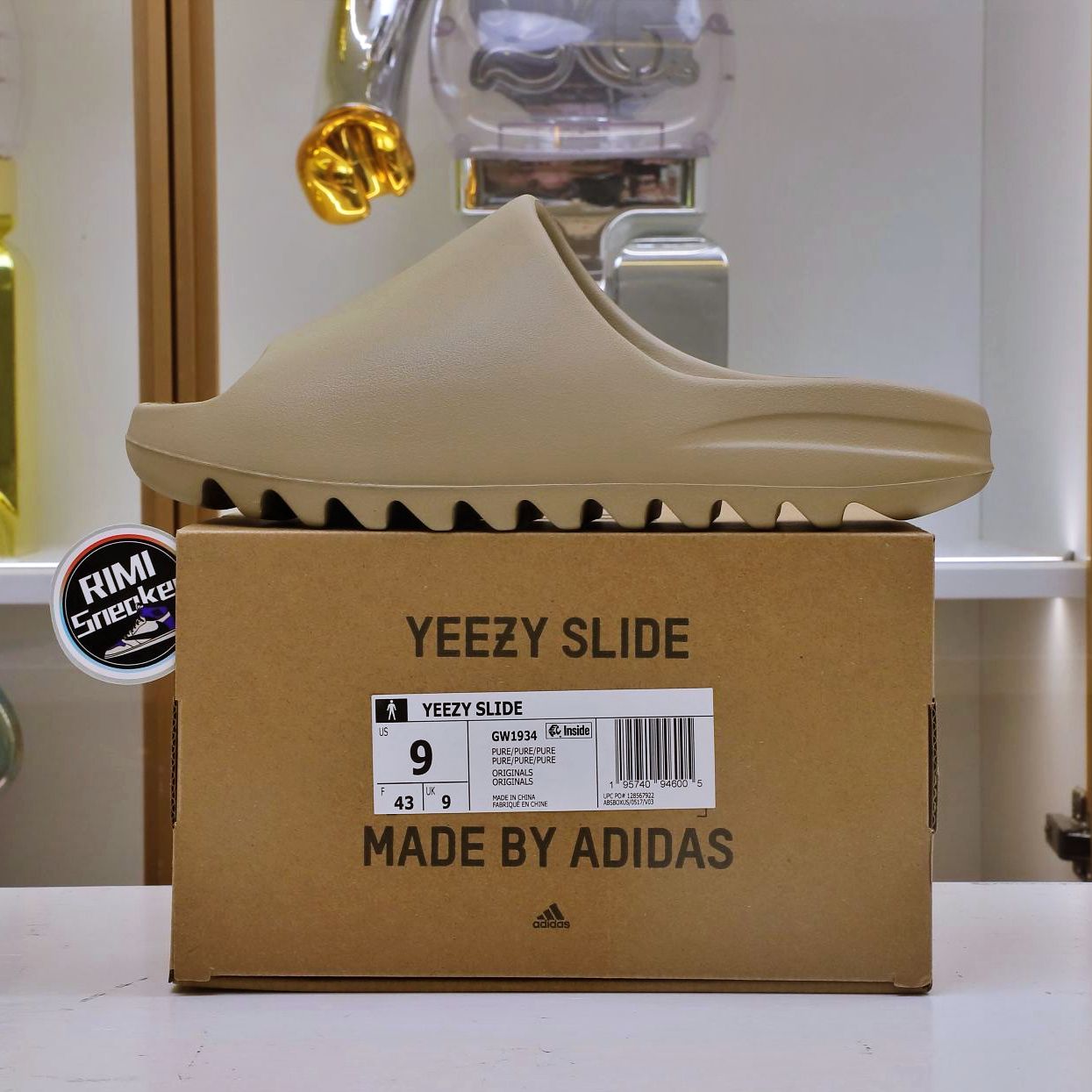 YEEZY SLIDES GW1934