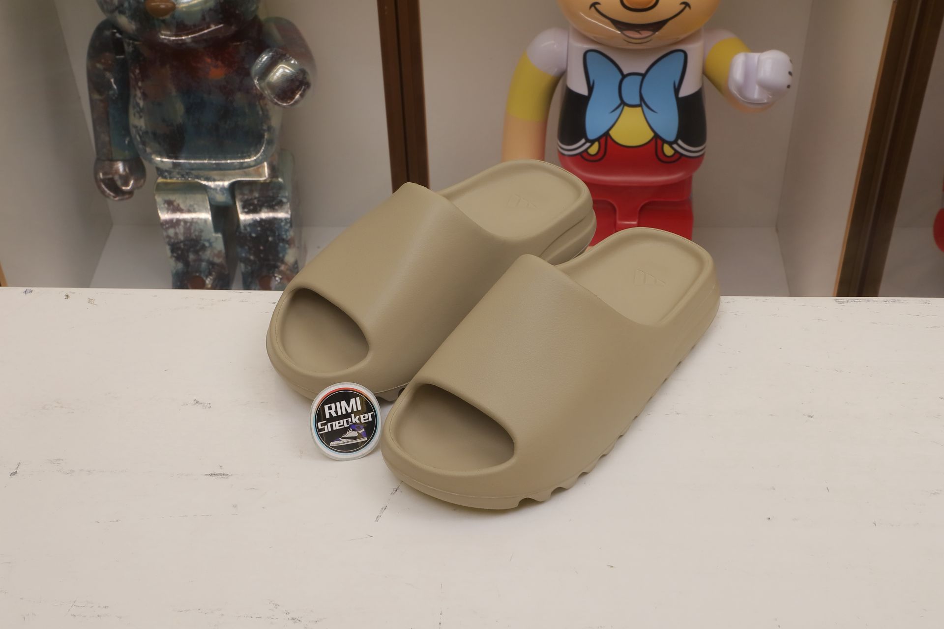 YEEZY SLIDES GW1934