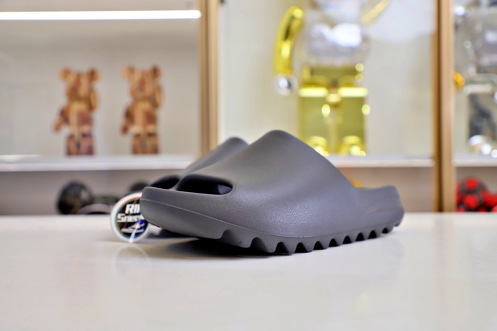 YEEZY SLIDE ONYX