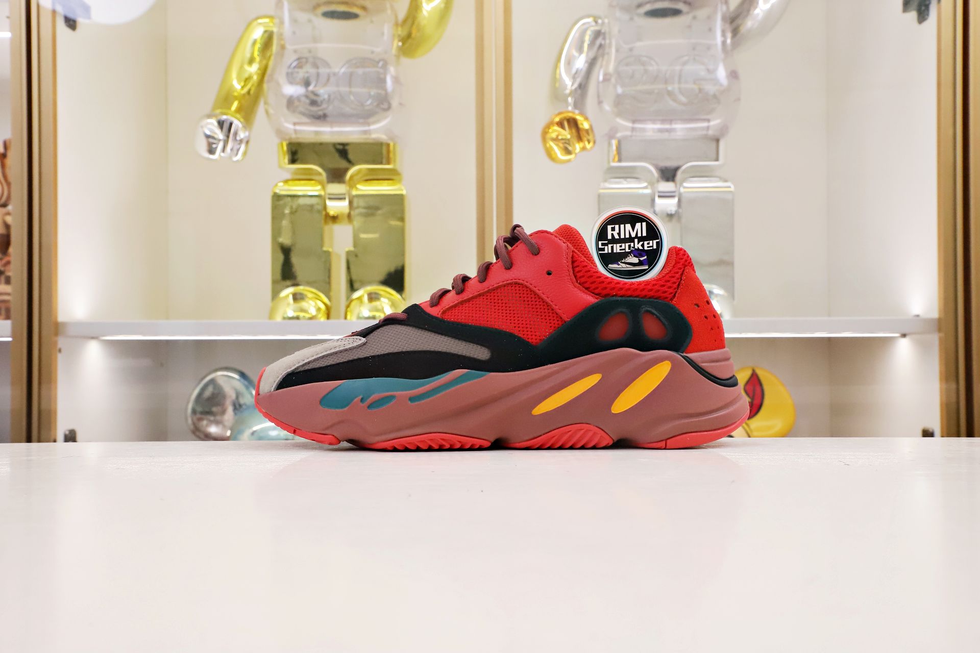 YEEZY BOOST 700 HI-RES RED HQ6979