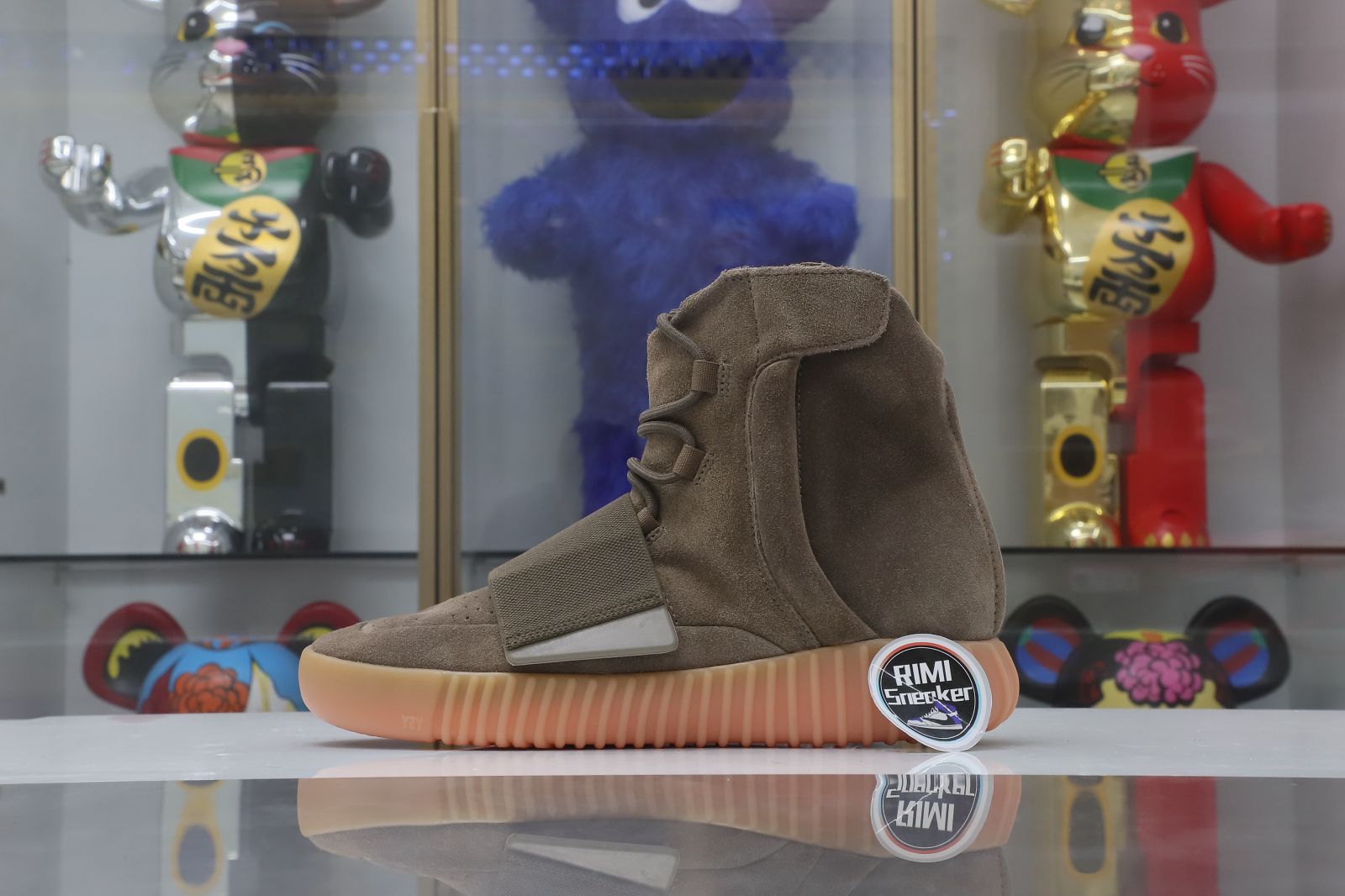 YEEZY BOOST 750 