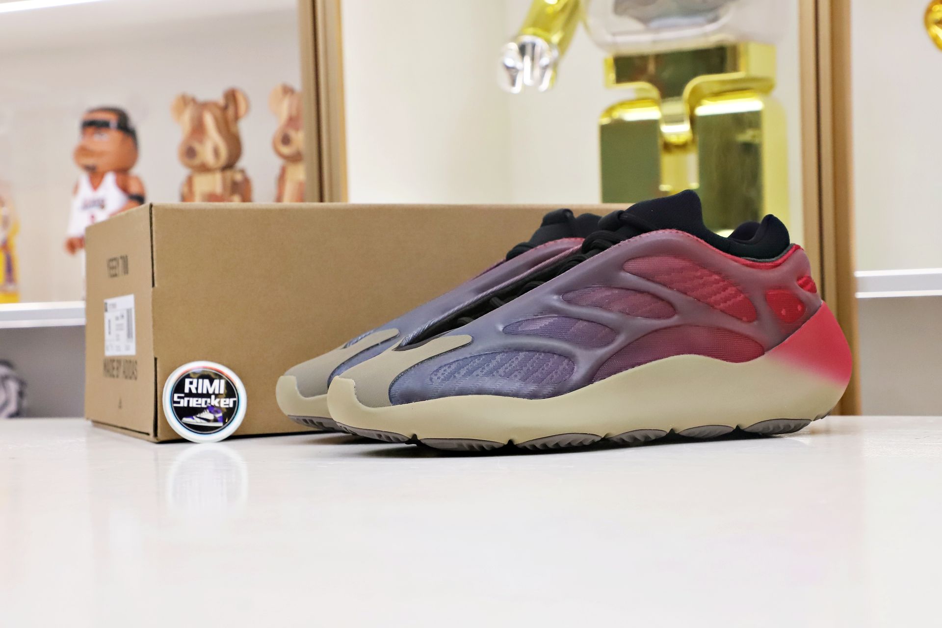 Yeezy 700 V3 Fade Carbon 2022