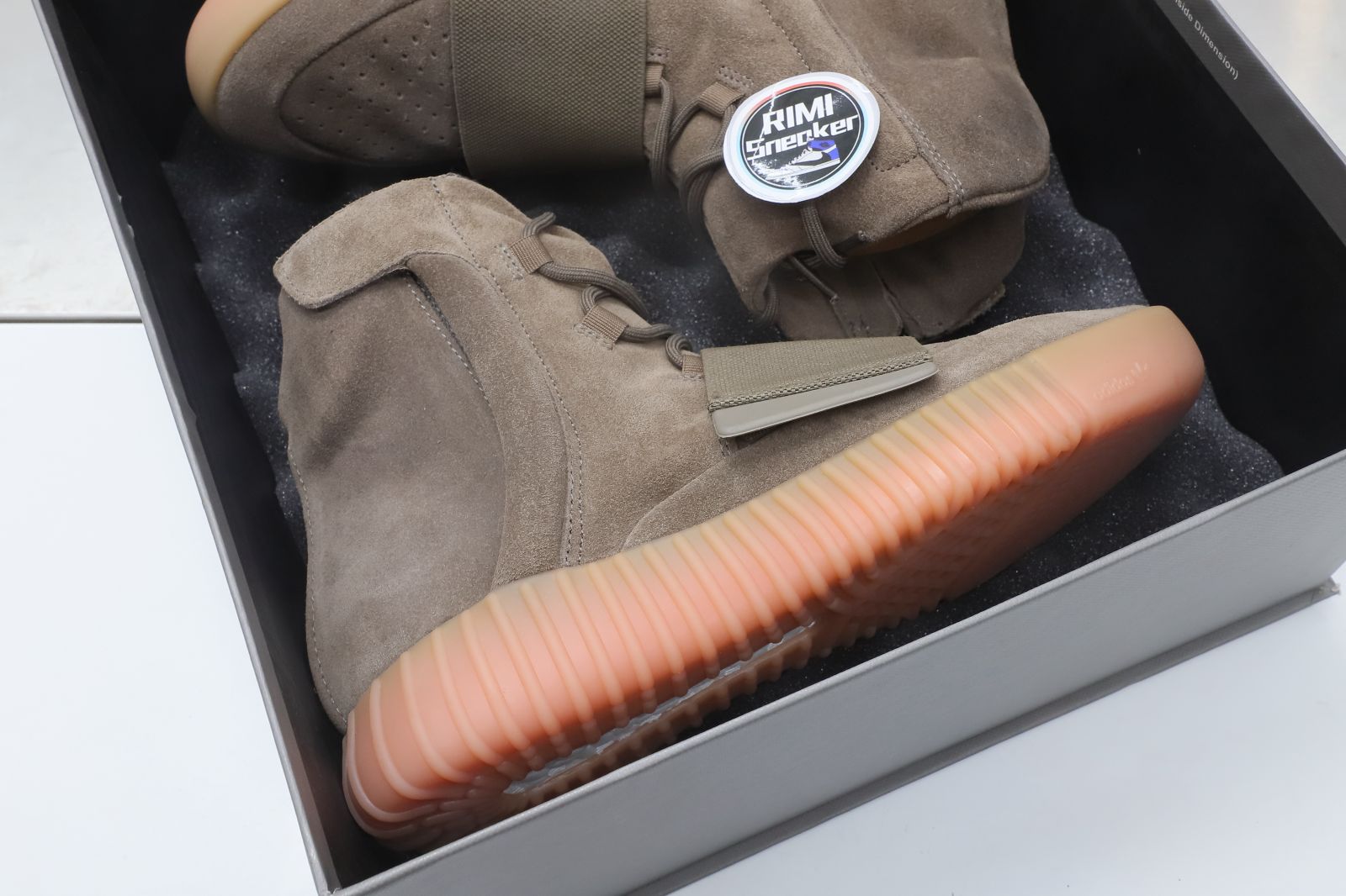 YEEZY BOOST 750 