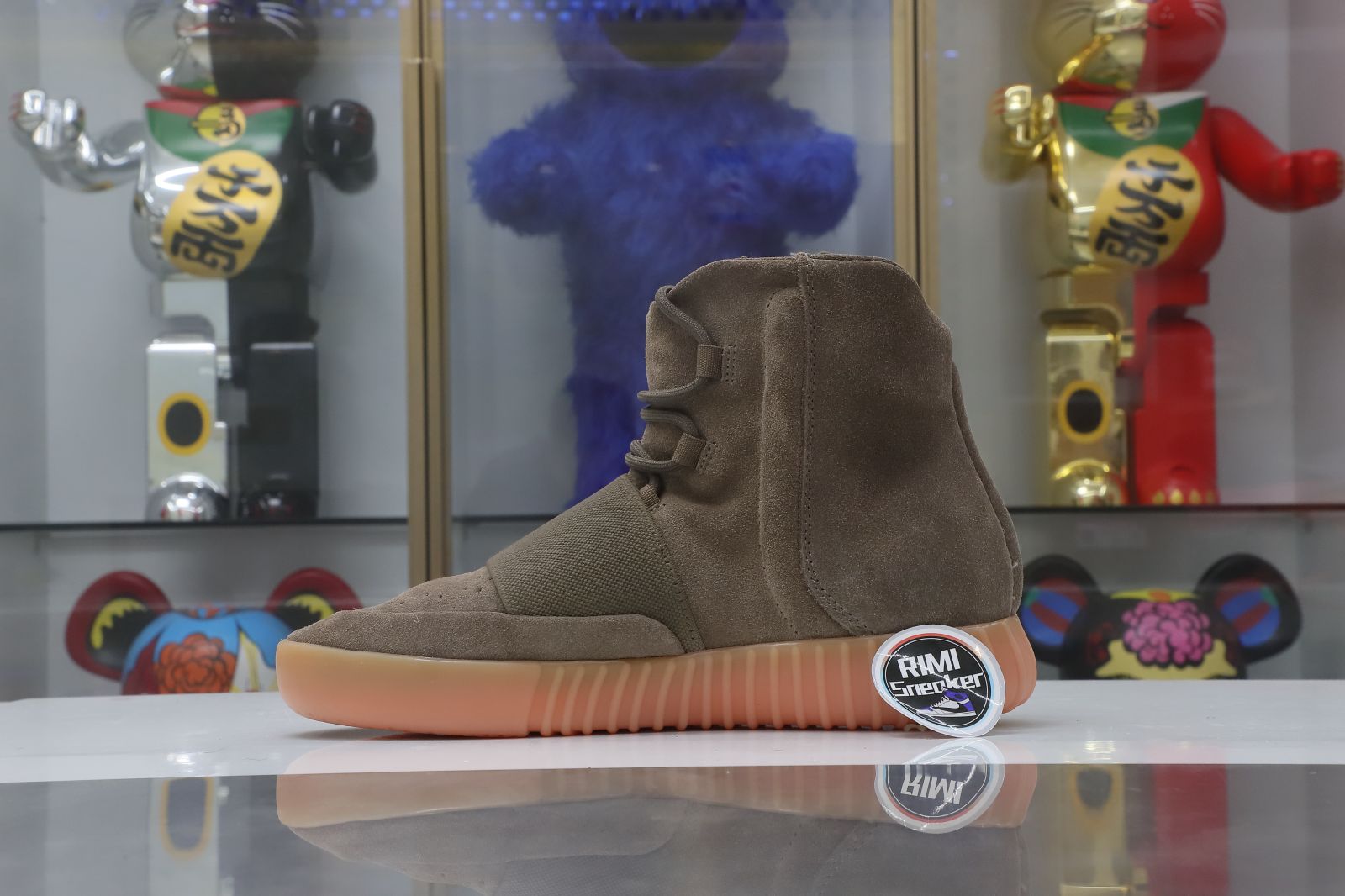 YEEZY BOOST 750 