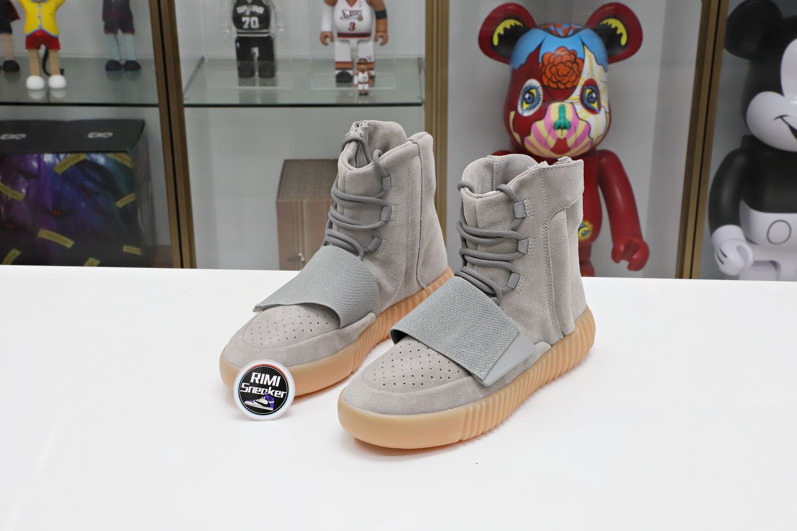 YEEZY BOOST 750 