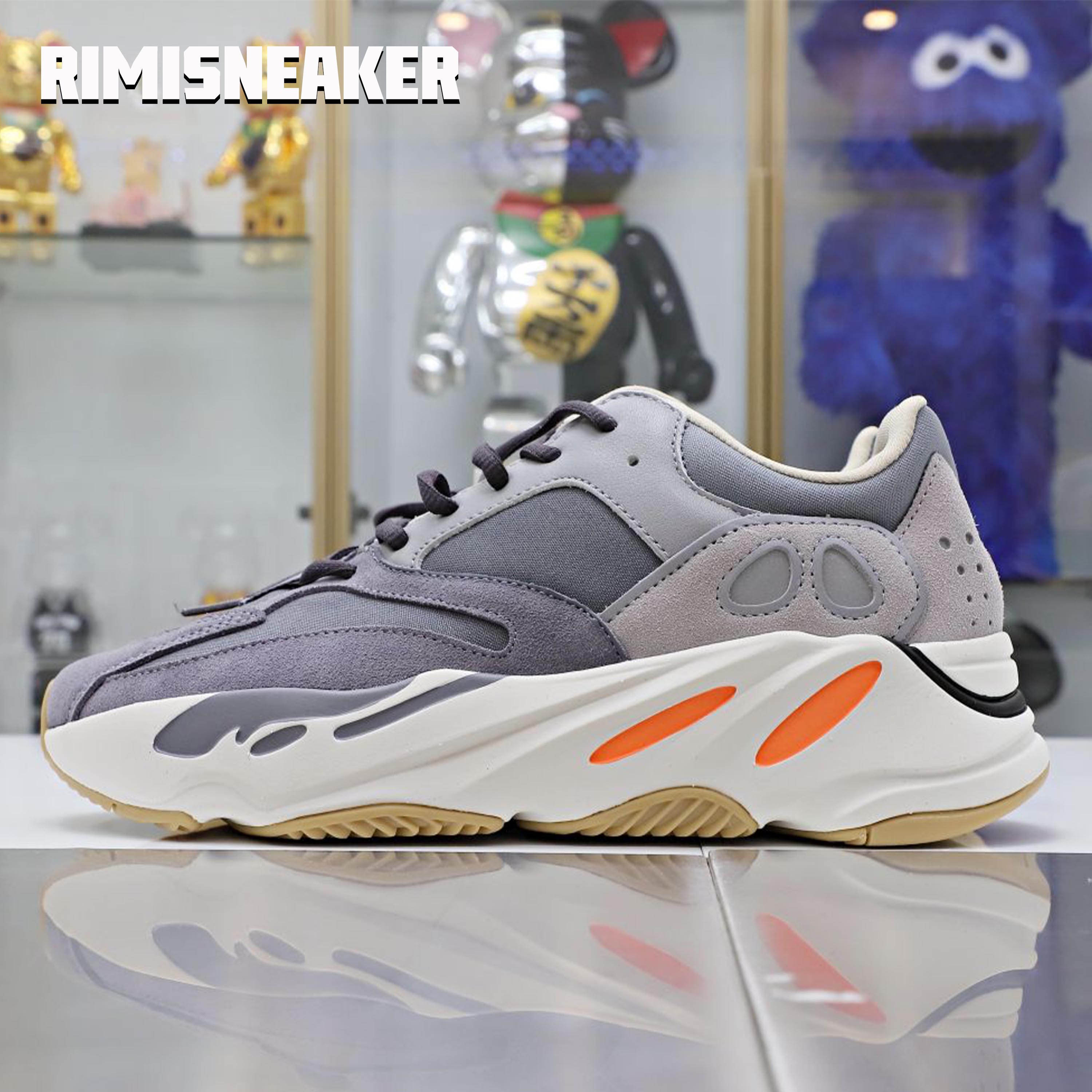 YEEZY BOOST 700 ''MAGNET''