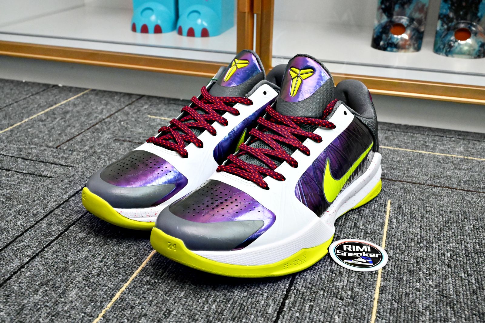 NIKE ZOOM KOBE 5 "Chaos"