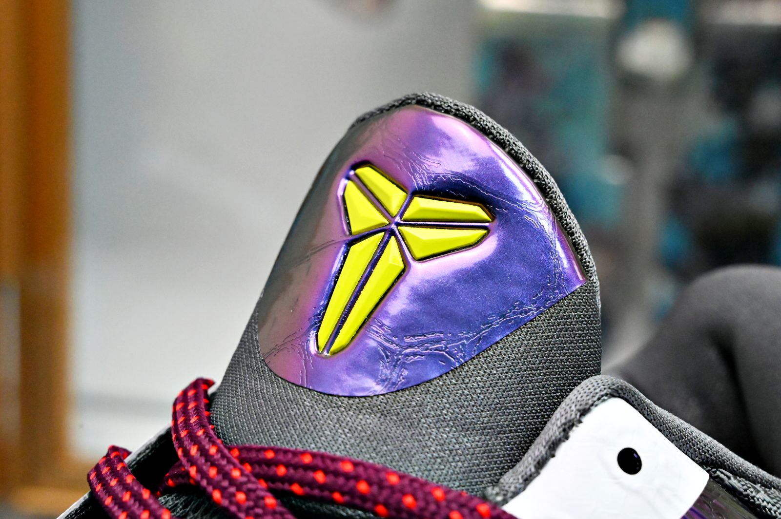 NIKE ZOOM KOBE 5 "Chaos"