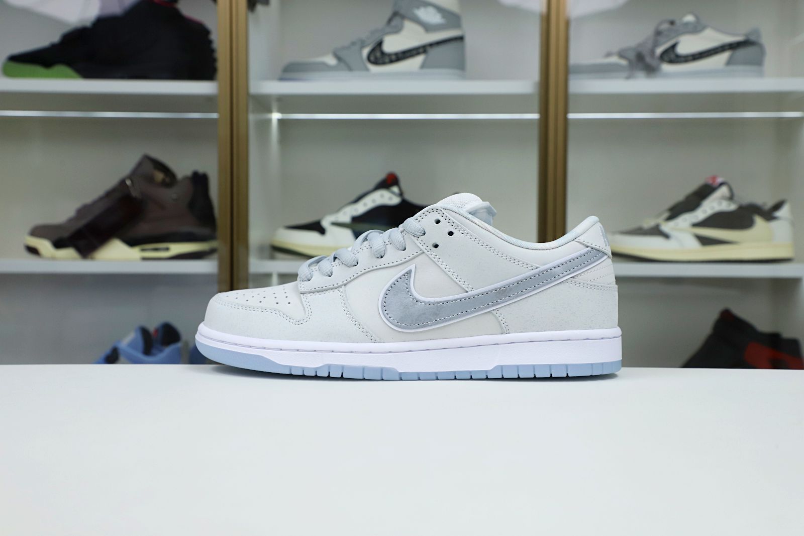 Concepts x Nike SB Dunk Low White Lobster"