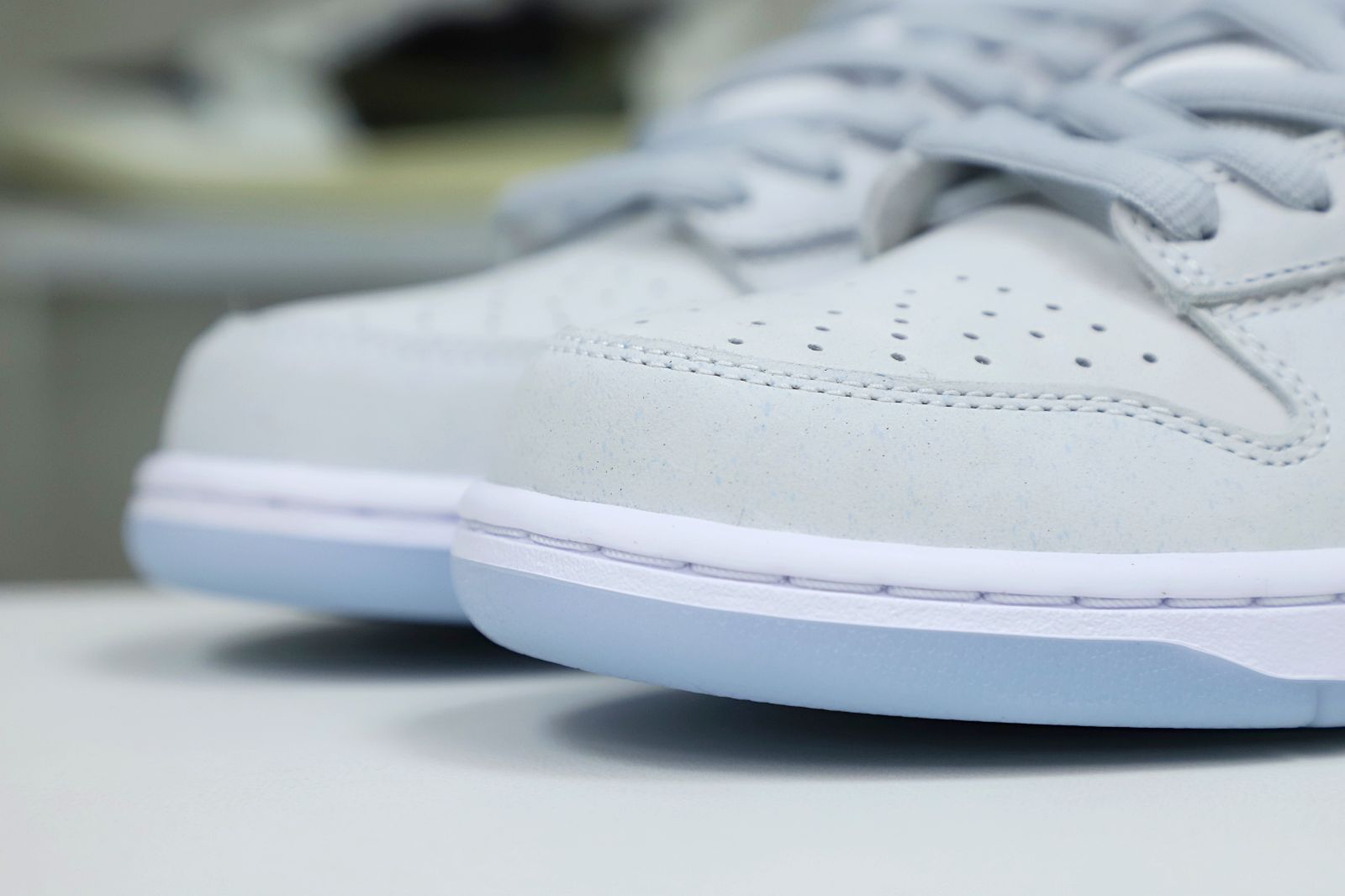 Concepts x Nike SB Dunk Low White Lobster"