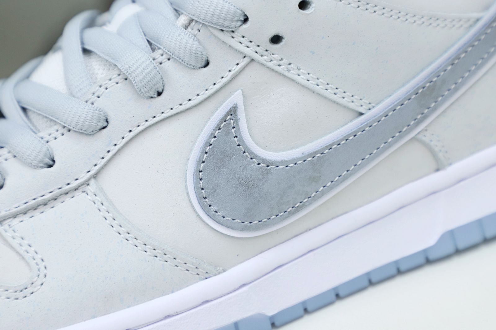 Concepts x Nike SB Dunk Low White Lobster"