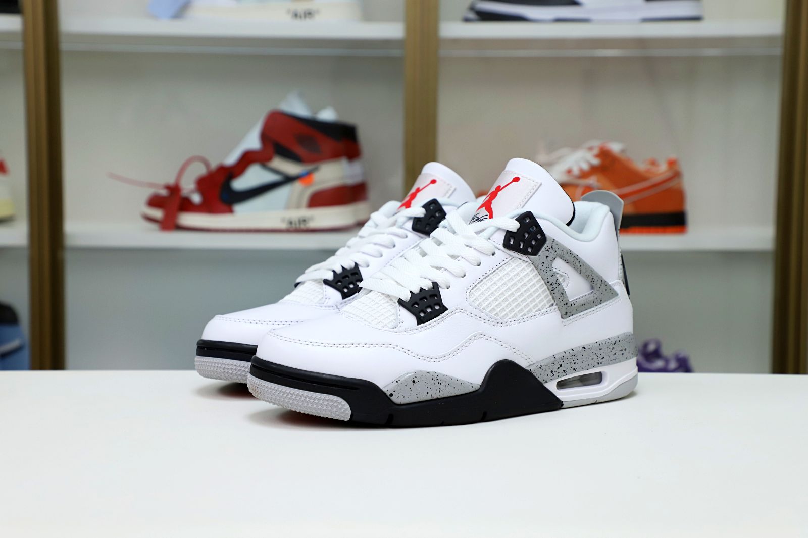 Air Jordan 4 Retro White Cement 2016