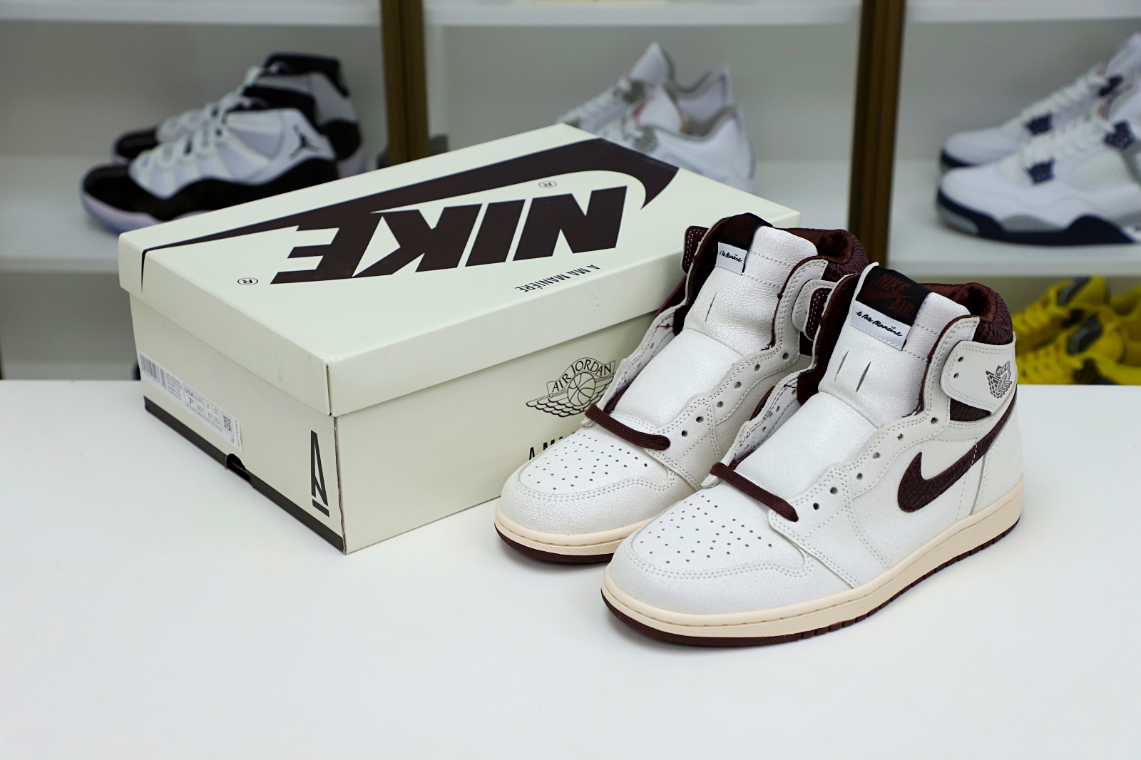 ordan Air Jordan1 retro high og sp "sail and burgundy"