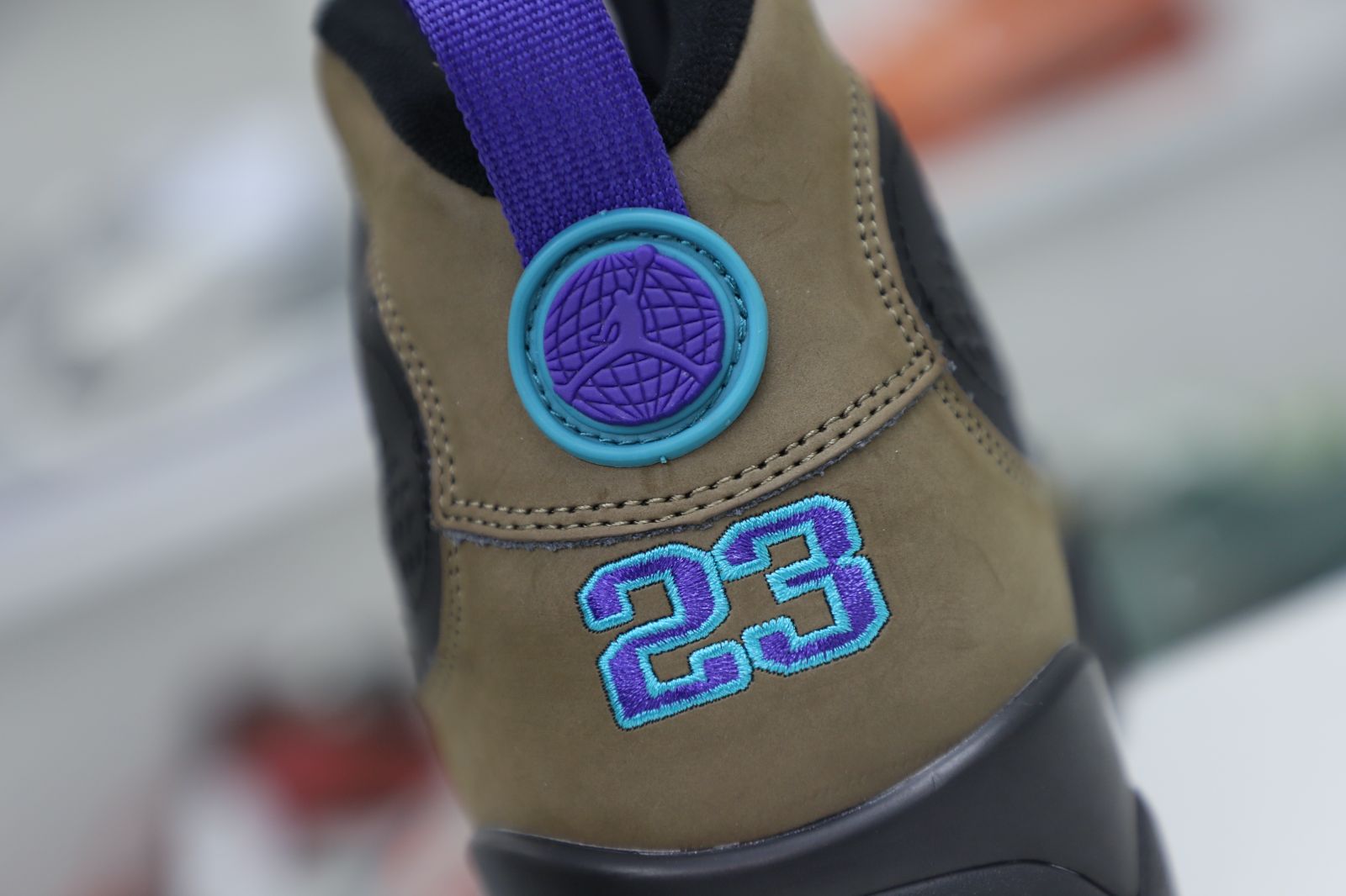 Air Jordan 9"Light Olive"