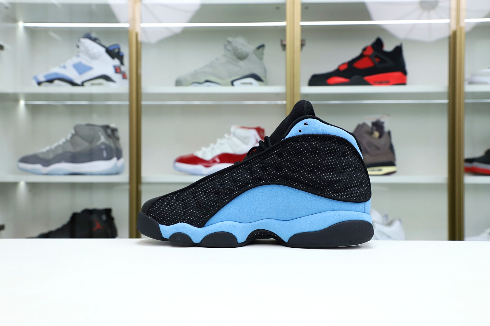 Air Jordan 13 "Black UNC"