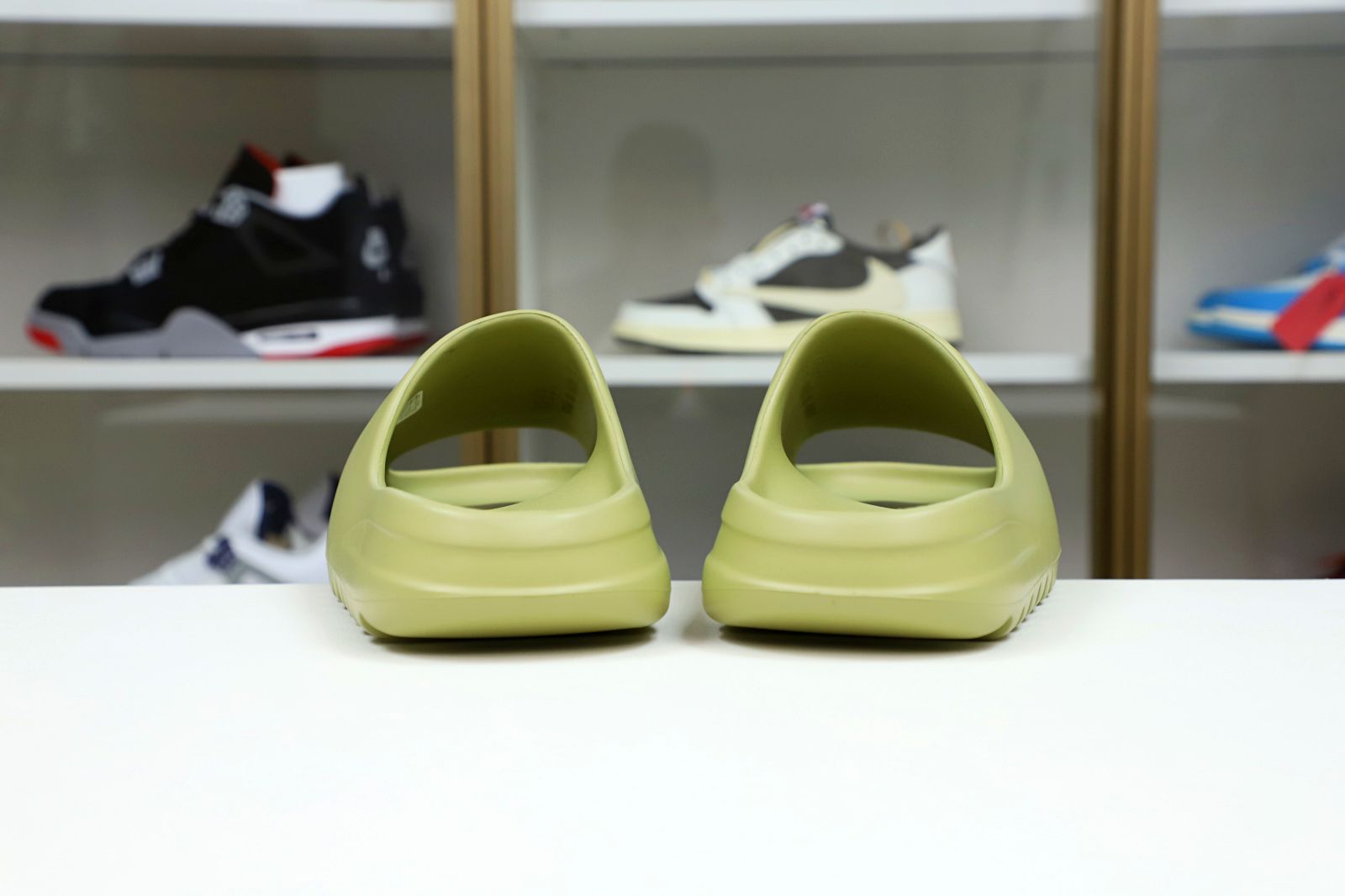 Yeezy Slide "resin" FX0494