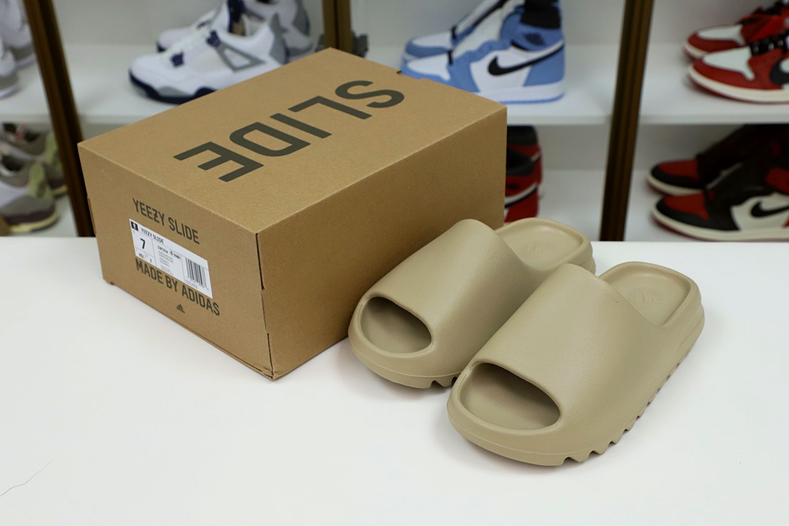 YEEZY SLIDES GW1934