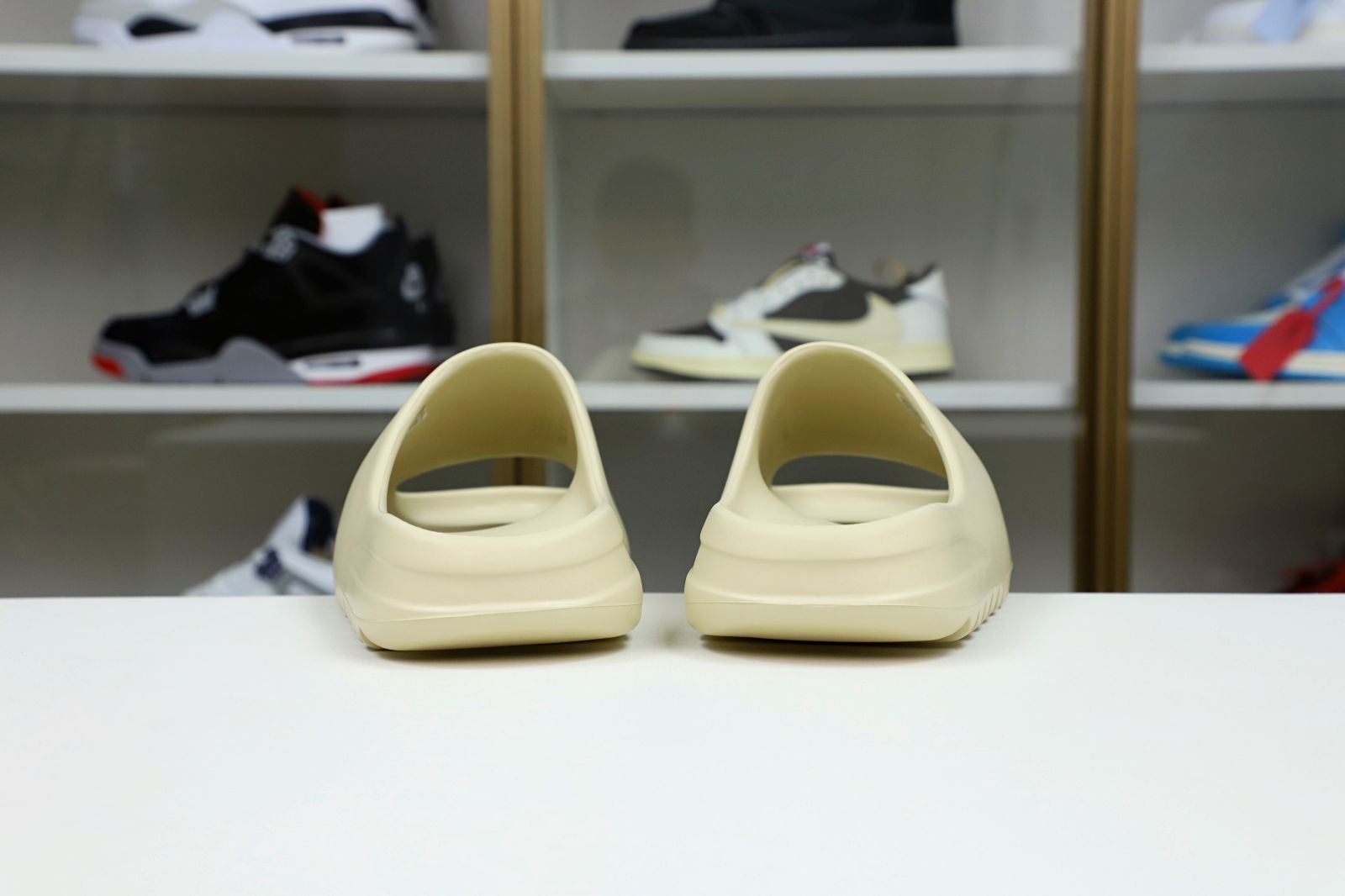 Yeezy Slide"bone"FW6345