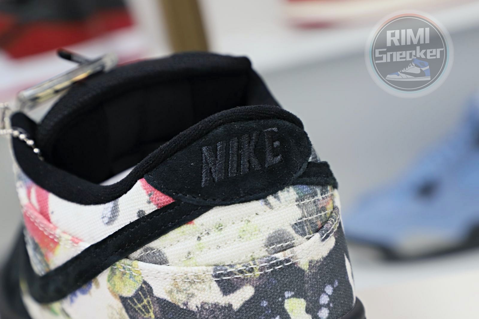 Supreme x Nike SB DunkLow"Rammellzee"