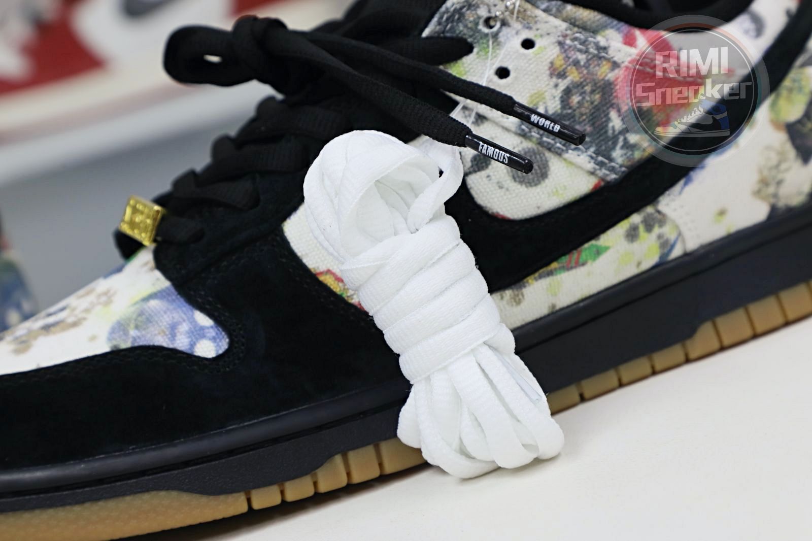 Supreme x Nike SB DunkLow"Rammellzee"