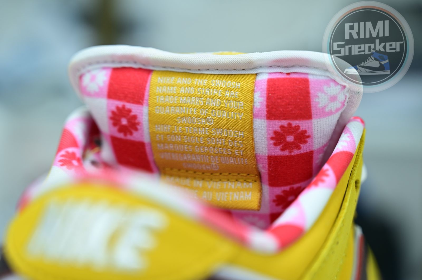 Nike Dunk SB Low YellowLobster