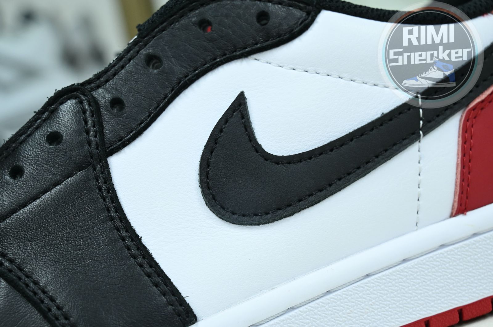 Jordan Air Jordan 1 Low OG "Black Toe"