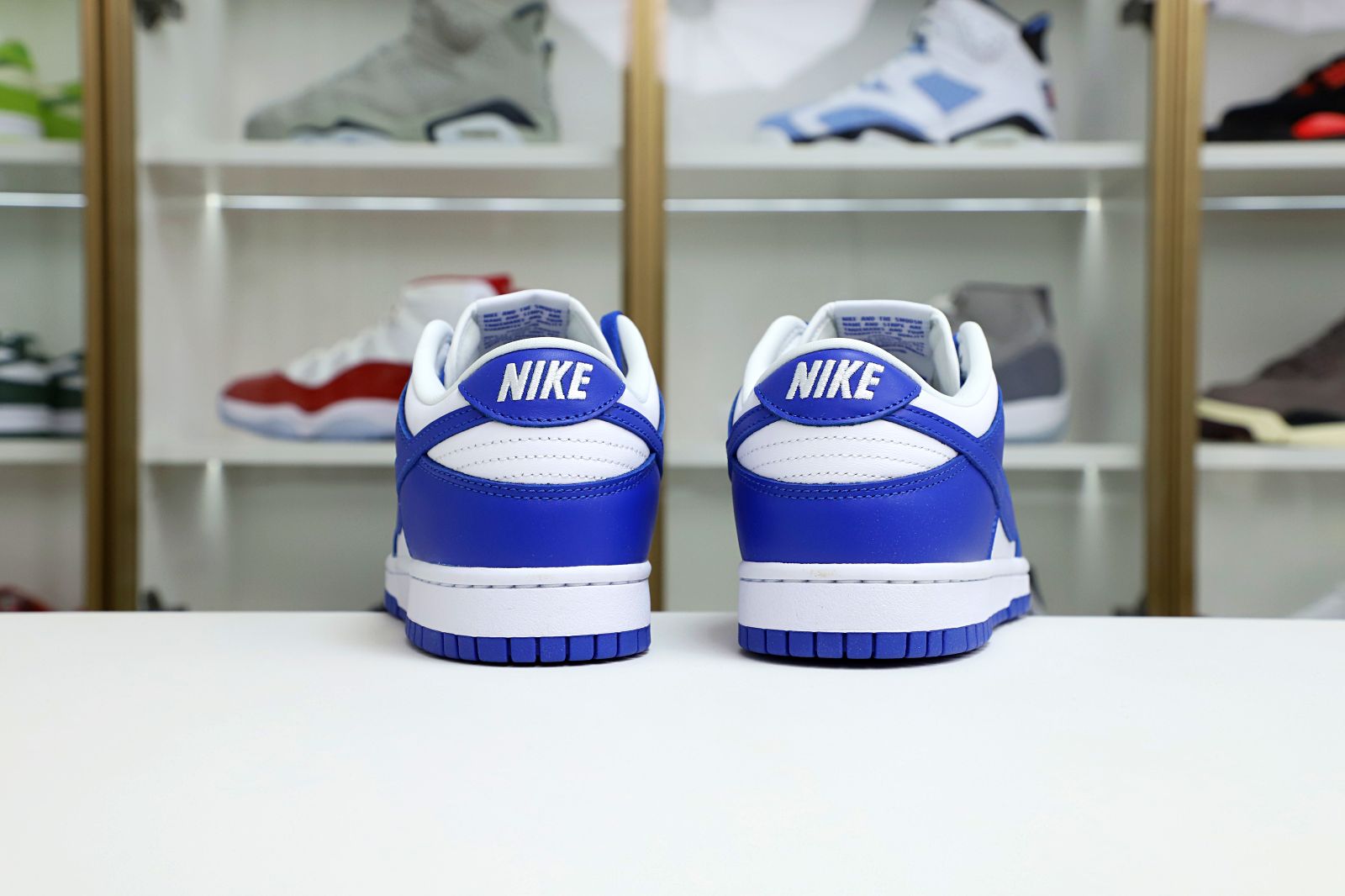 Nike Dunk Low Kentucky