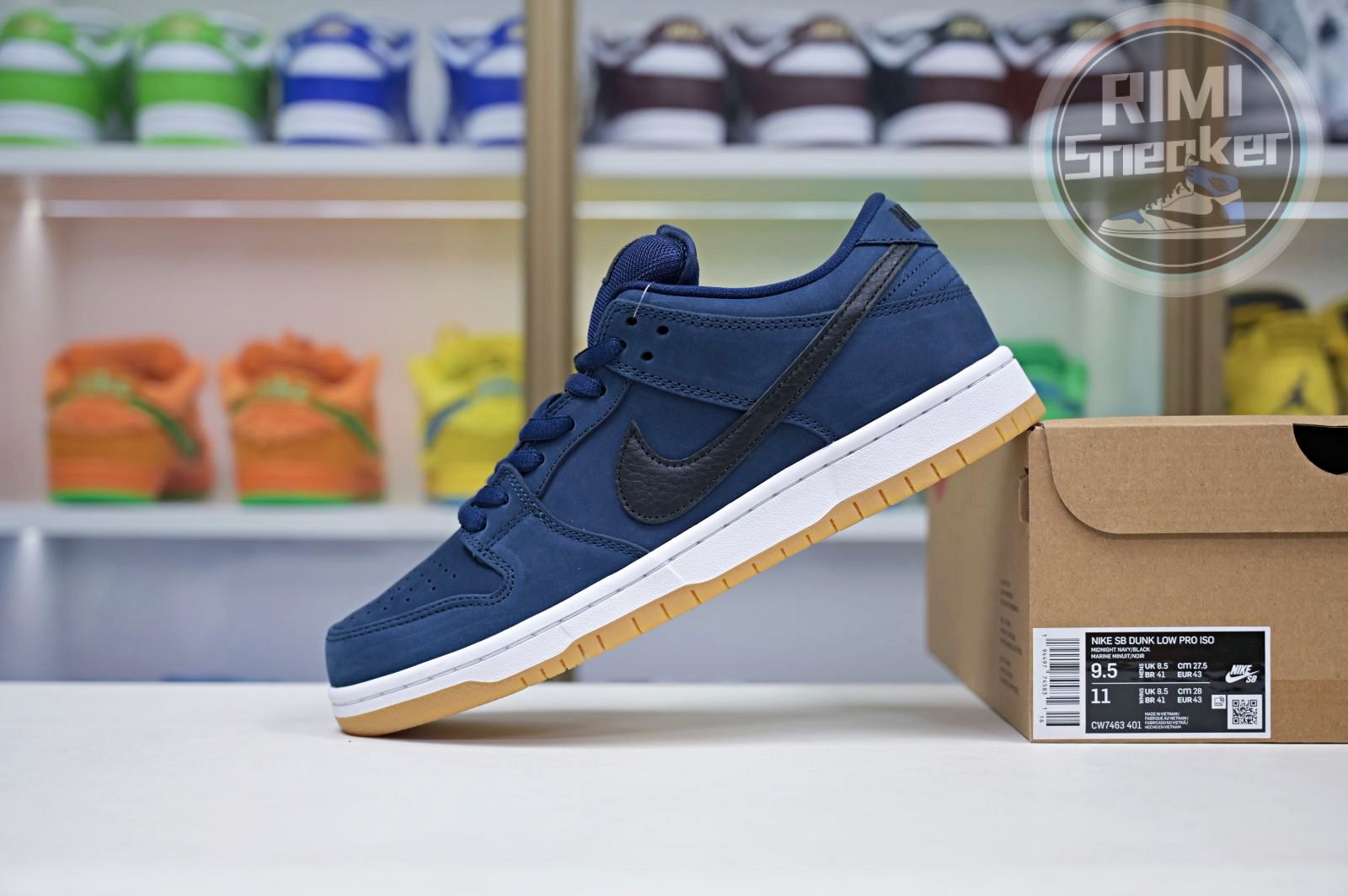 Nike Dunk SB Low Pro Iso "Navy Gum"