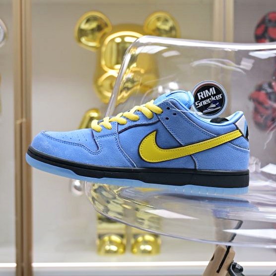 The Powerpuff Girls x Nike Dunk SB Low