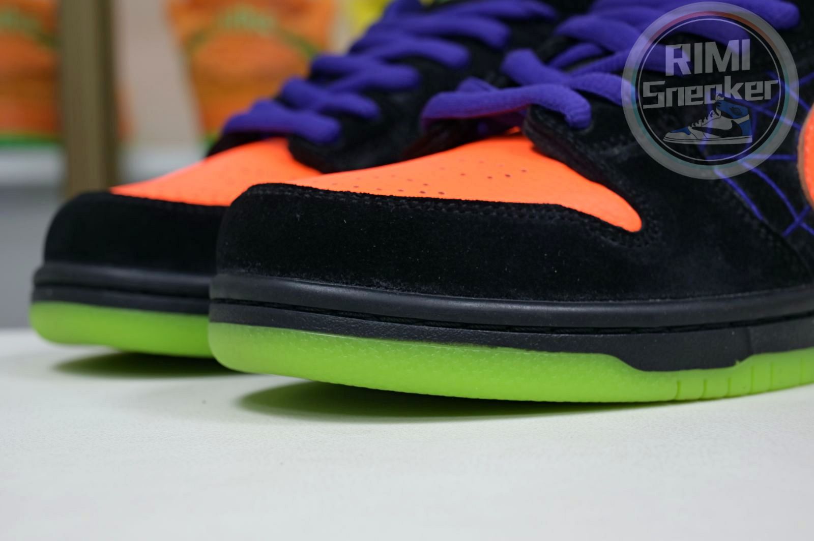 Nike Dunk SB Low SB Pro "Night of Mischief"