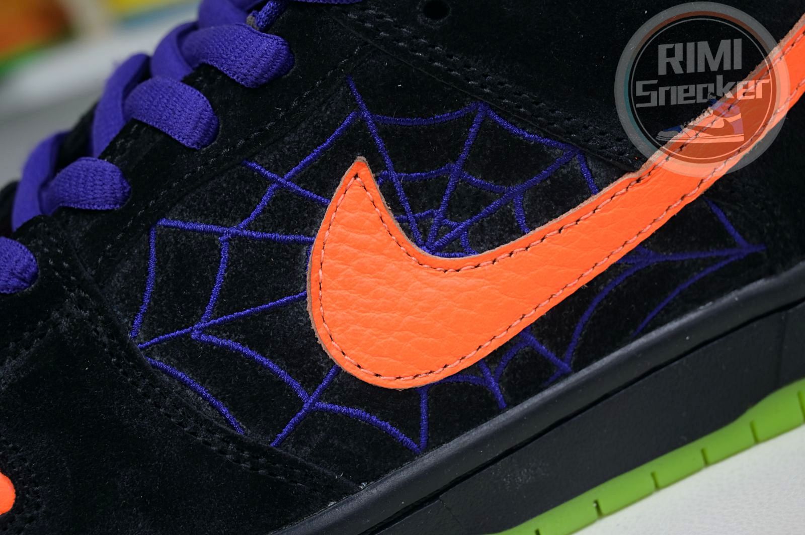 Nike Dunk SB Low SB Pro "Night of Mischief"